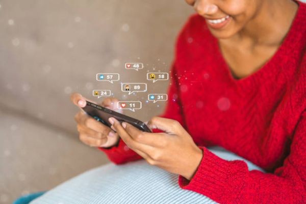 Vivre de ses vues au Sénégal : Réalité ou illusion pour les jeunes créateurs ?