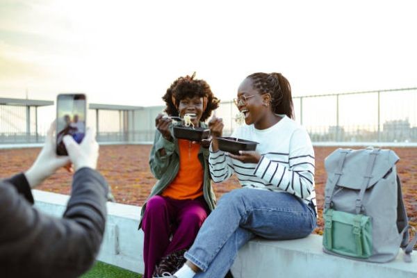Sponsoring local : Comment les marques sénégalaises s'adaptent au placement de produit dans les vidéos