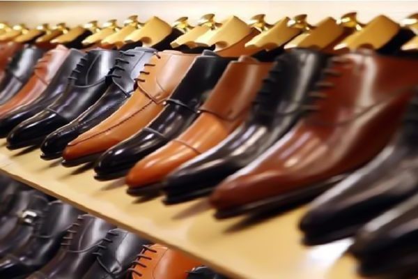 L’artisanat du cuir à Ngaye Mékhé : Un savoir-faire à la conquête des marchés publics.